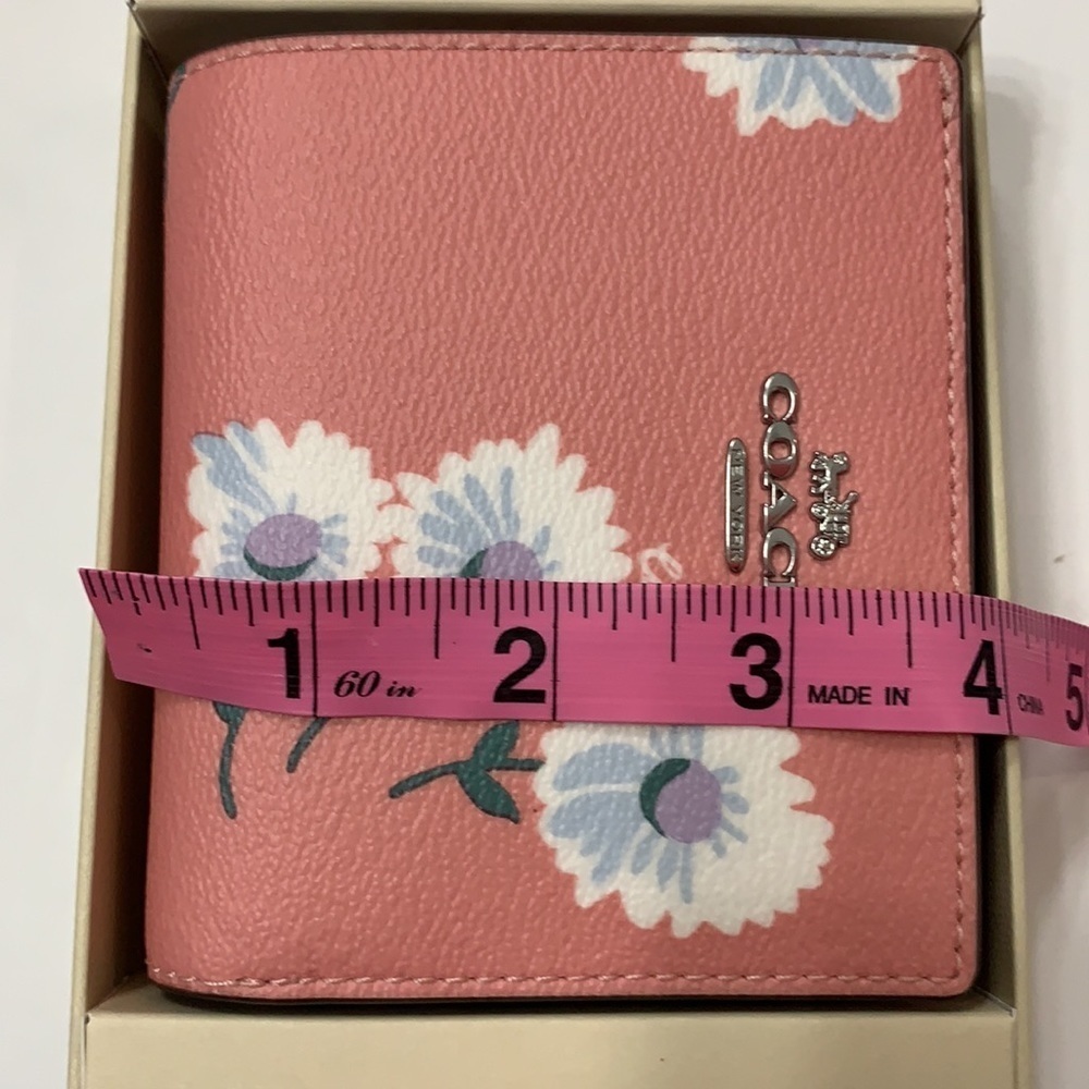 COACH BUBBLEGUM DAISY SNAP WALLET - Picture 12 of 12